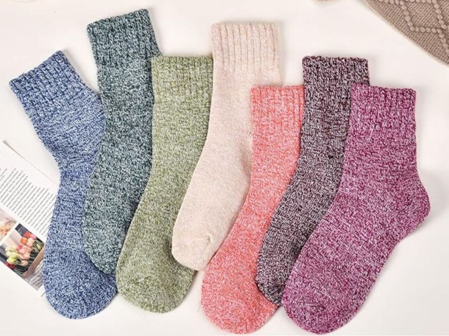 Clothirily Women's Wool Sock 5-Pack