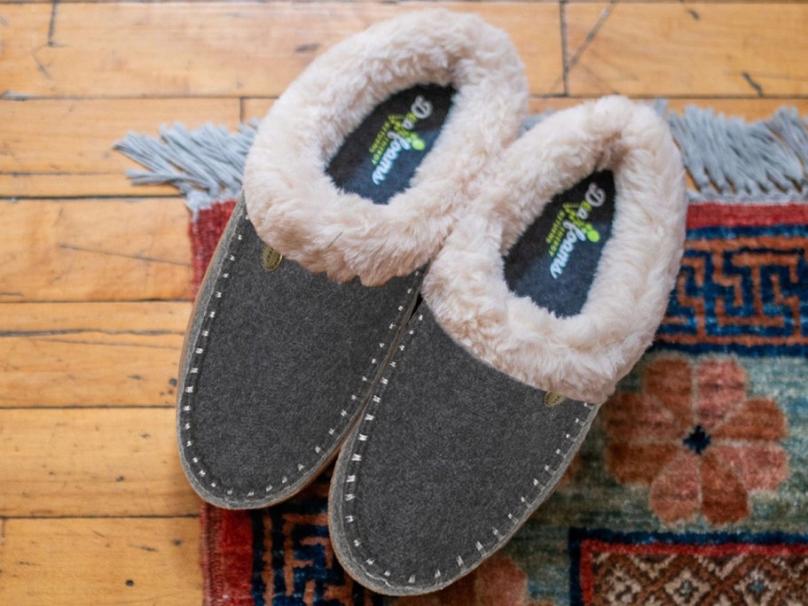 Dearfoams Women’s Indoor/Outdoor Clogs Just $21 Shipped (Regularly $65)