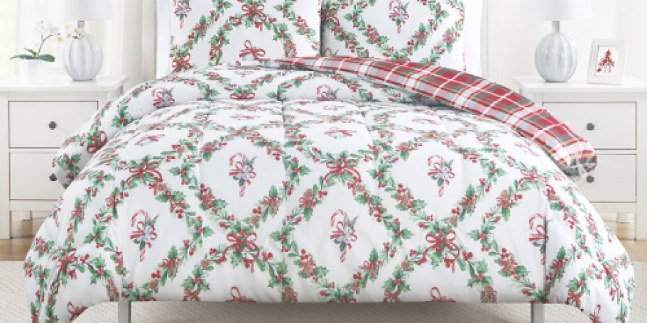 Up to 70% Off Holiday Bedding on Macys.com | Reversible Comforter Sets from $23.93
