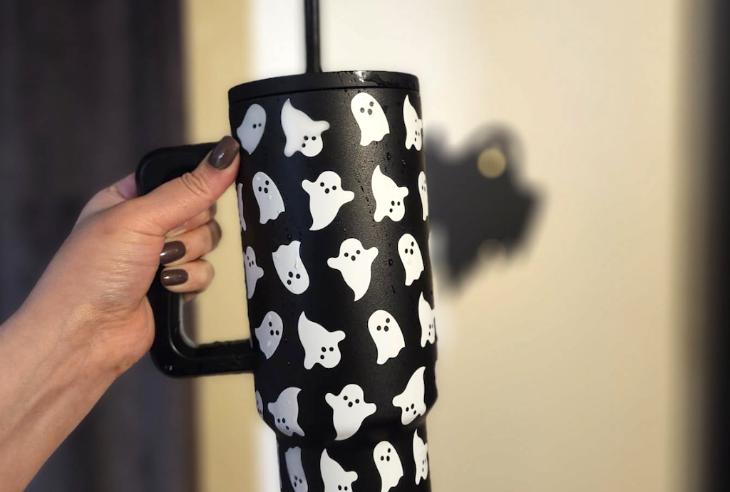 Simple Modern Halloween 40oz Tumblers from $26.98 on Amazon (Stanley Look for Less!)