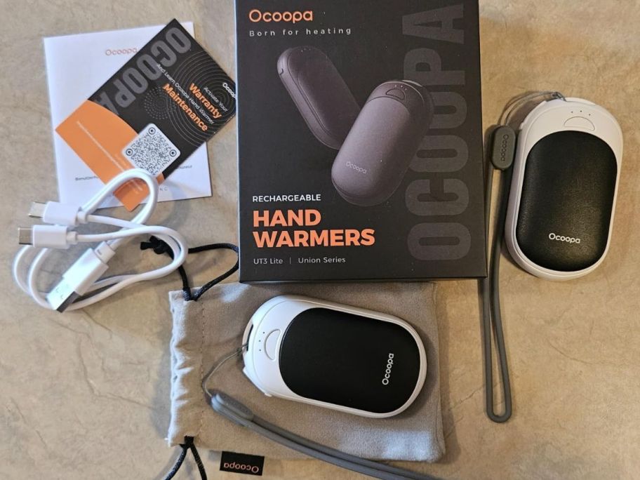 OCOOPA Magnetic Rechargeable Hand Warmers 2 Pack with all of its accessories