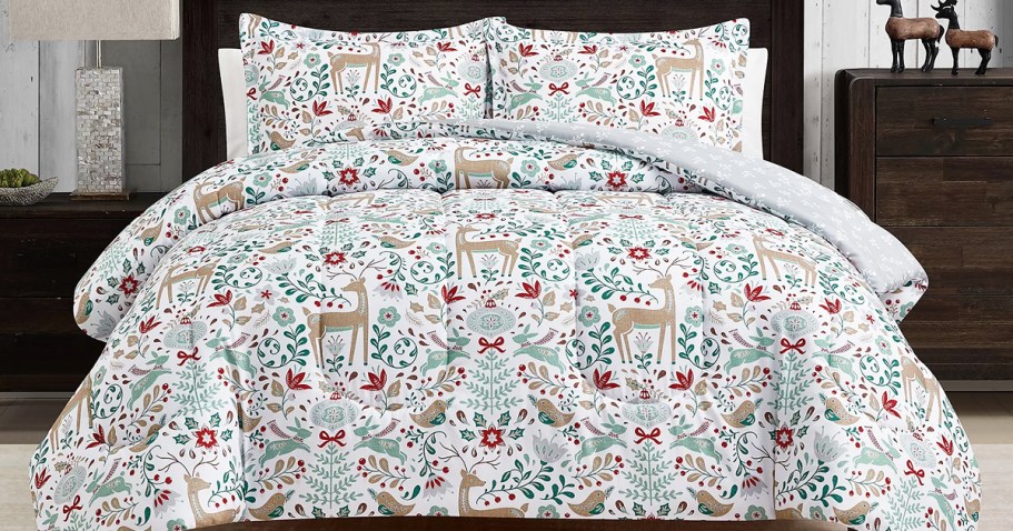 Holiday Reversible Bedding Sets in ANY Size Only $24.99 on Macys.com (Regularly $80)