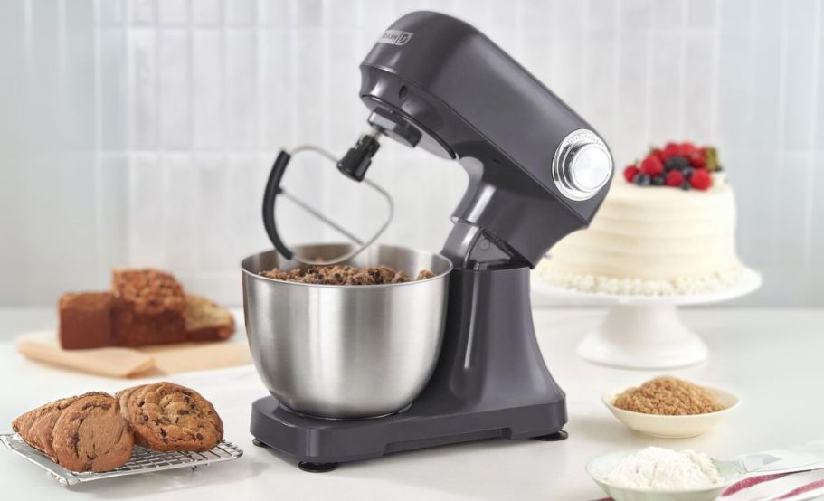 Dash Tilt-Head 3.5-Quart Stand Mixer Just $35.99 on Kohl’s.com (Reg. $80)