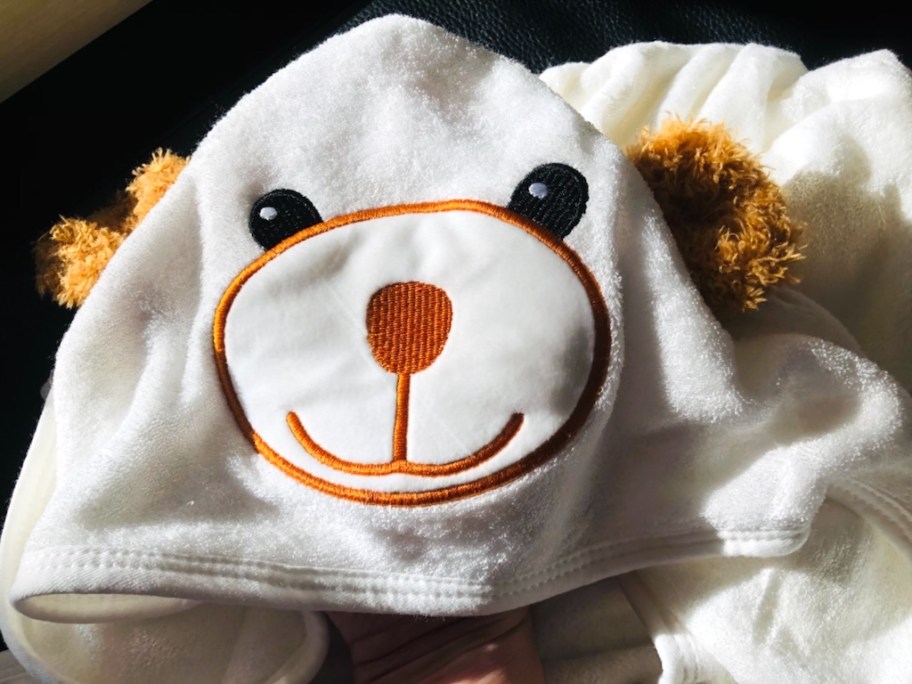 Kids hooded towel 