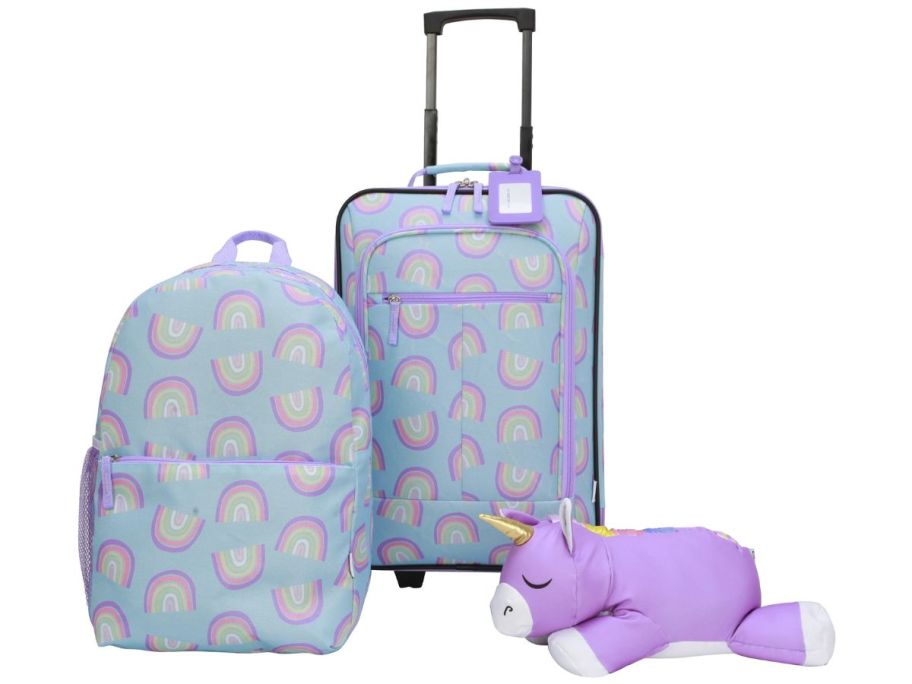 CRCKT 4-Piece 18" Softside Carry-On Kids Luggage Set stock image