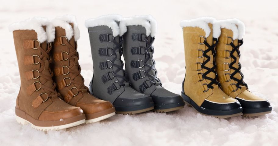 3 pairs of DREAM PAIRS Mid-Calf Faux Fur Women's Boots in the snow 