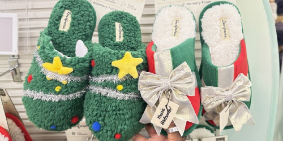 SO HOT! Dearfoams Holiday Slippers Just $9.99 (Includes Gift Bag & Tissue Paper!)