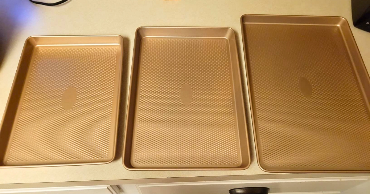 Baking Sheet 3-Piece Set Just $19.99 on Amazon (Regularly $32)