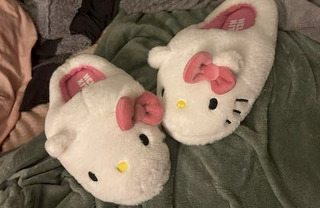 Hello Kitty Slippers JUST $4.98 on Walmart.com (Reg. $25)