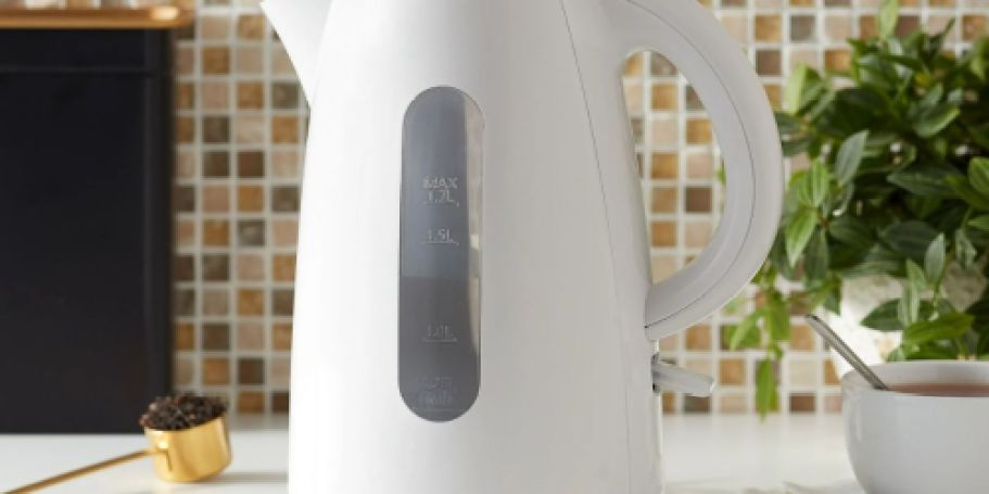 Mainstays Electric Kettle Just $9 on Walmart.com (Regularly $16)