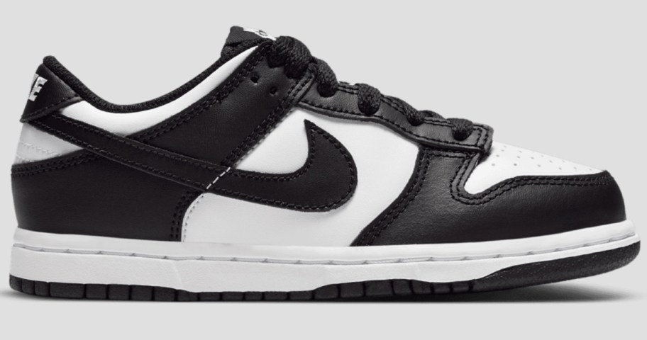 boys black and white sneaker