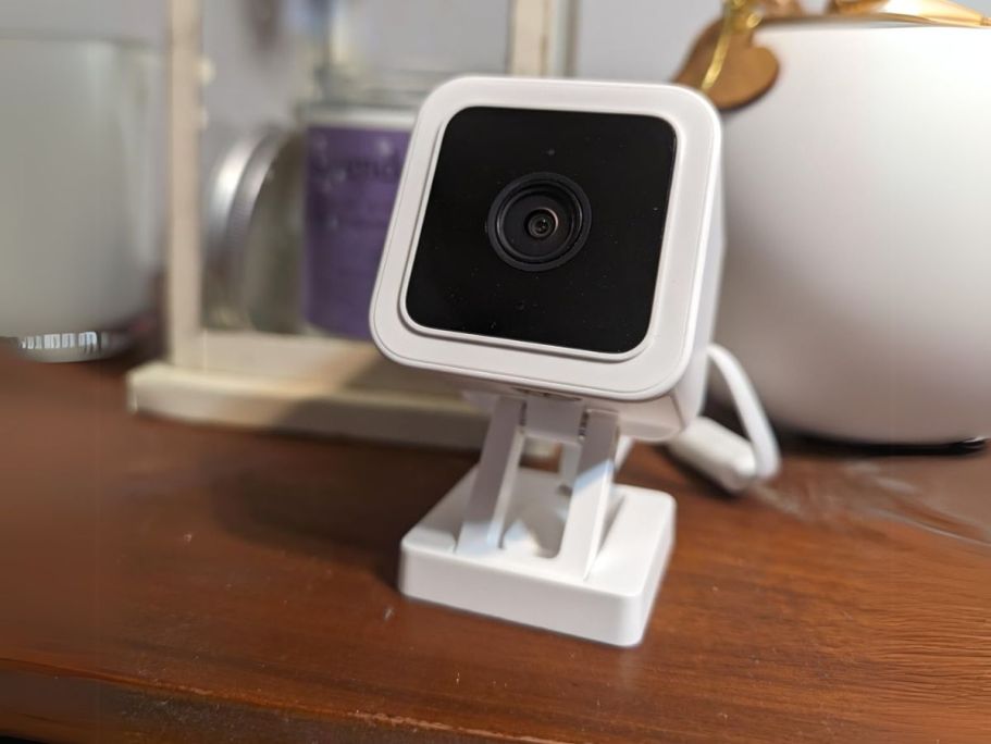 Roku Security Camera Only $19.99 on Amazon + 3-Month Smart Home Subscription!