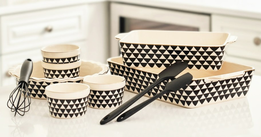 black and white ceramic bakeware set on kitchen counter