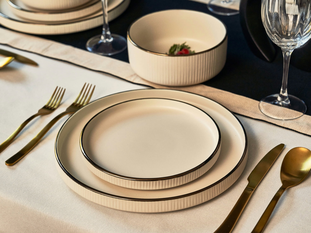 Thyme and Table Stoneware 12-Piece Dinnerware Sets Just $24.98 at Walmart (Reg. $50)