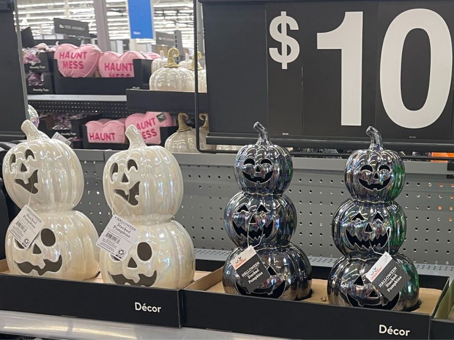 Way to Celebrate Halloween Stacked Pumpkin Decor