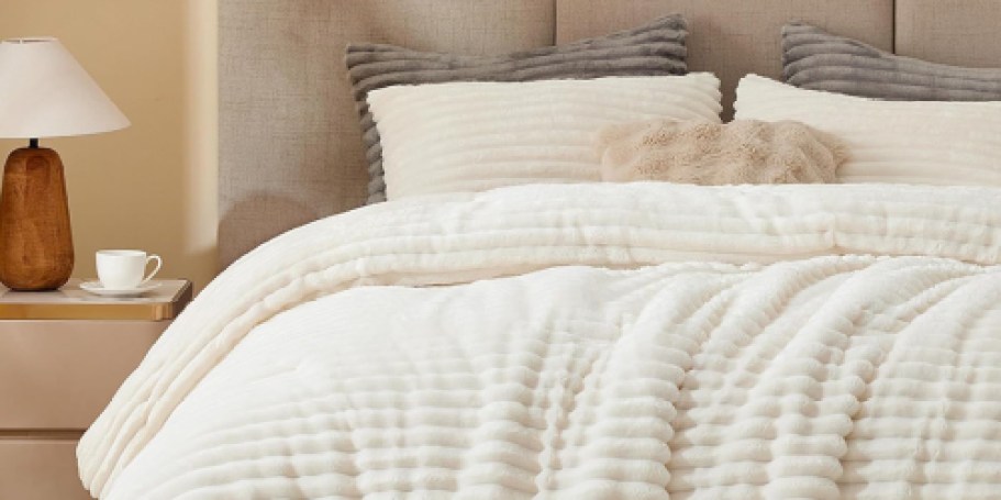 Fleece & Sherpa Comforters from $21.59 on Amazon