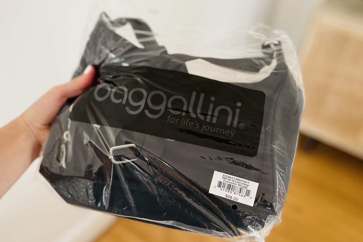 OVER 50% Off Baggallini Bags + Free Shipping | Styles from $16 Shipped (Great Gift Ideas!)