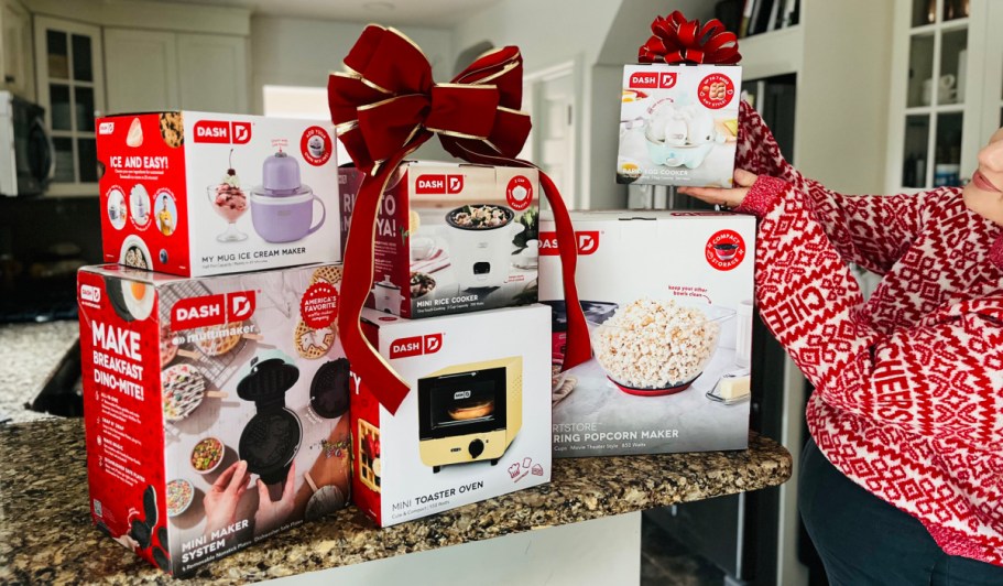 Huge Final Day Giveaway! 20 Lucky Winners Get a Dash Bundle Packed With Kitchen Favorites!