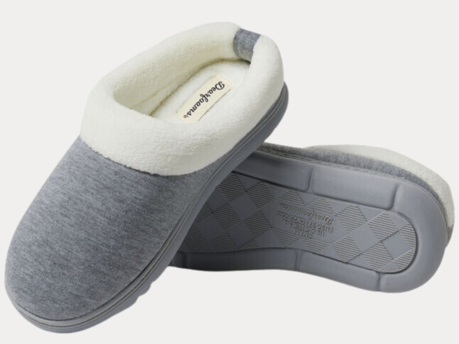 a pair of women's Dearfoams clog slippers in grey with a white lining