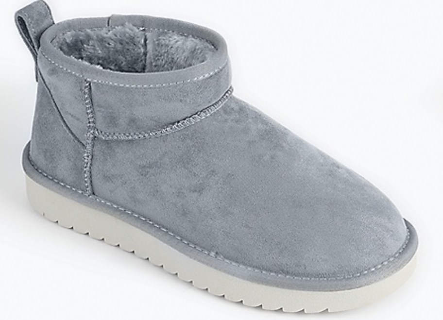 gray maurices boot