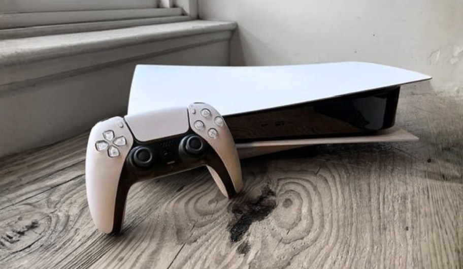 ps5 controller and console