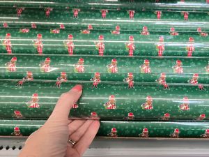 HOT! Snoop on the Stoop or Martha on the Mantel ONLY $6 | Hip2Save