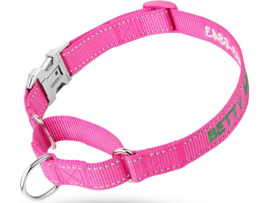 pink dog collar 