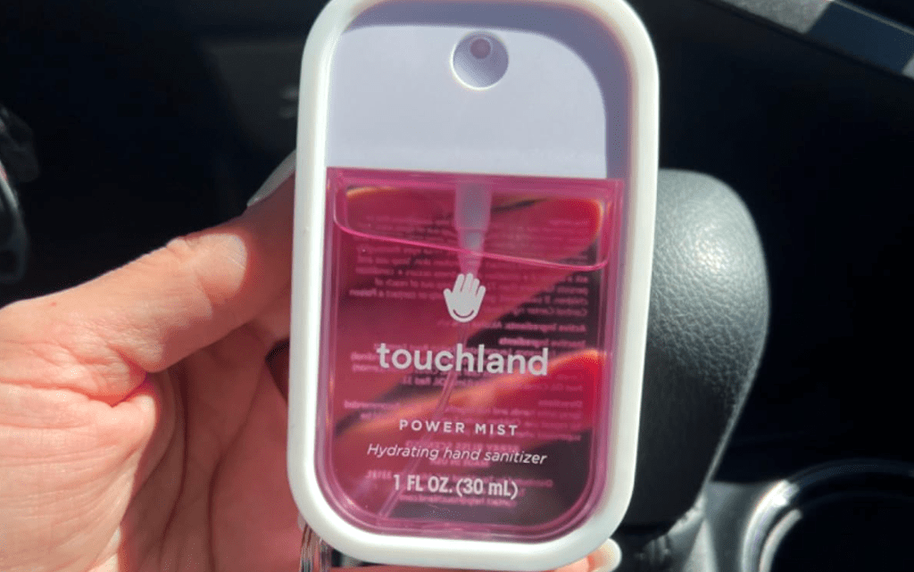 holding touchland power mist 