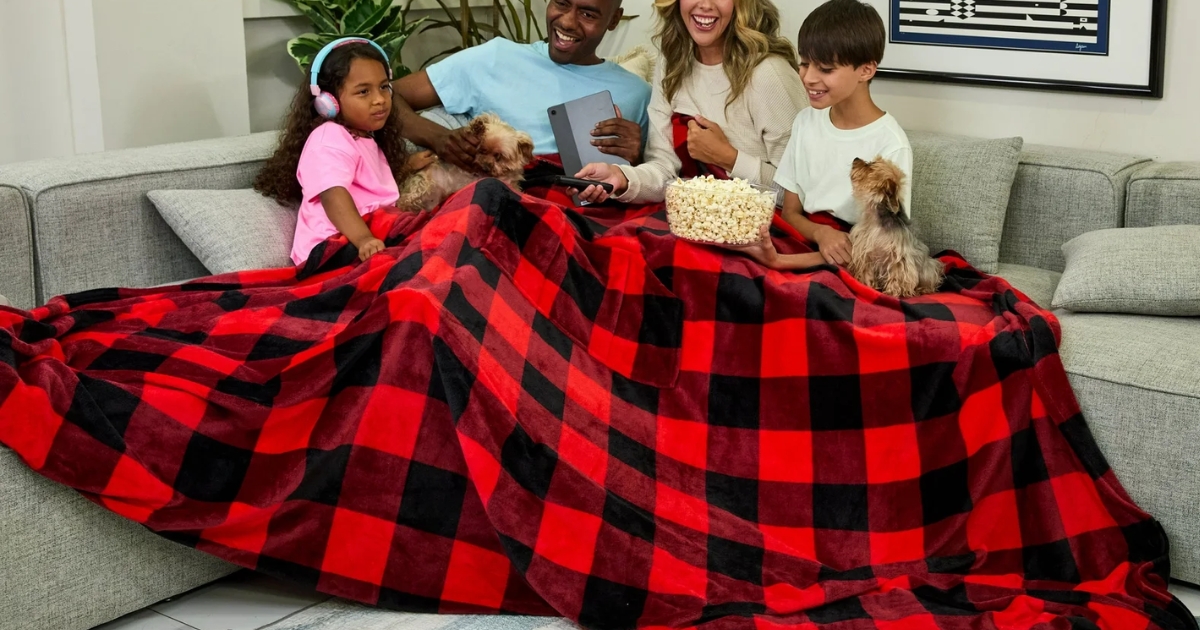 HUGE Family-Size Muk Luks Blanket JUST $9.98 on Walmart.com (Has Pockets for your Feet & Devices!)