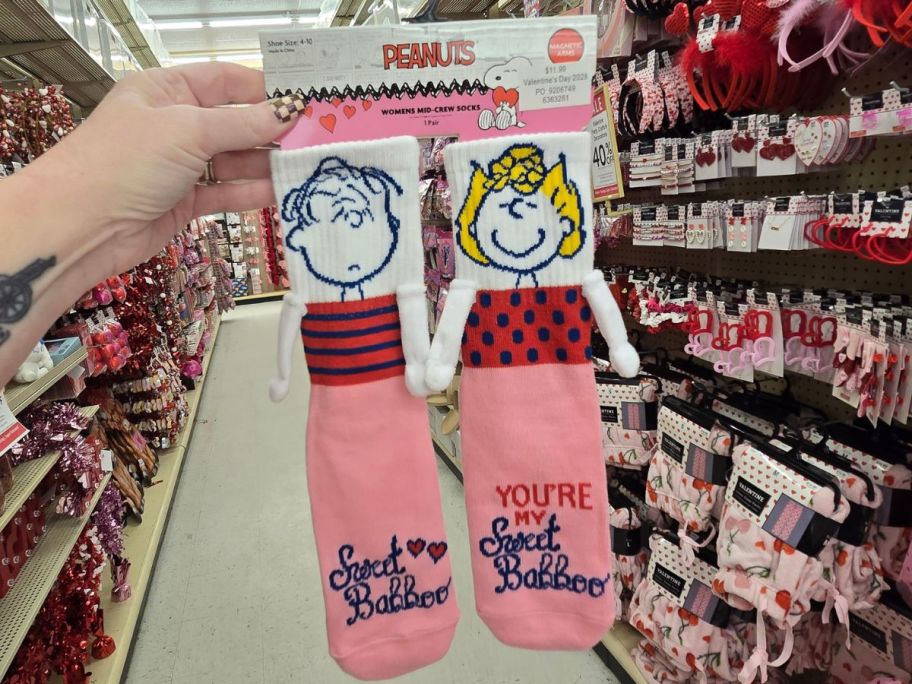 peanuts Valentine's Day Socks