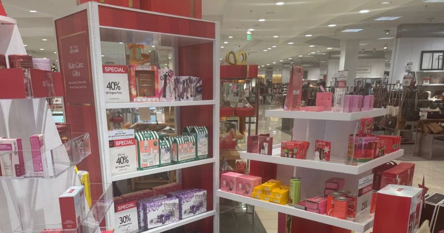 Up to 60% Off Macy’s Beauty Sets (Gifts from Just $10)