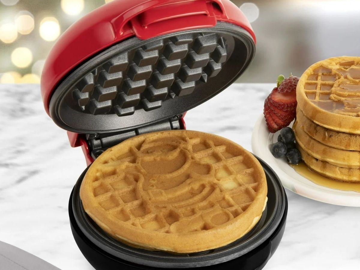 Christmas Mini Waffle Makers Just $5.40 on Walmart.com | Last-Minute Gift Idea!