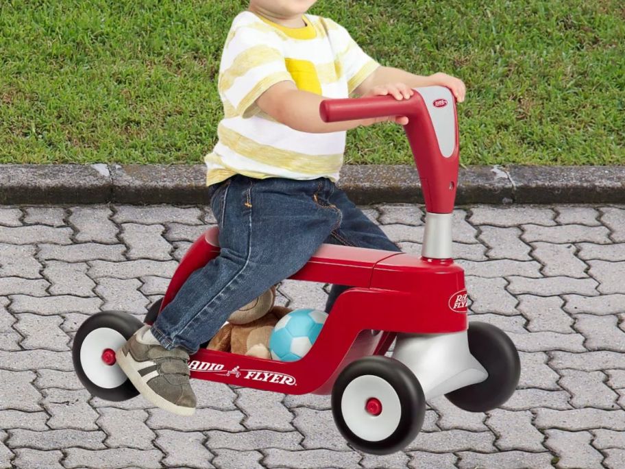 kid riding Radio Flyer Scoot 2 Scooter