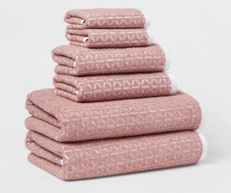 Get 40% Off Target Bath Towels | 6-Piece Sets Only $14! | Hip2Save