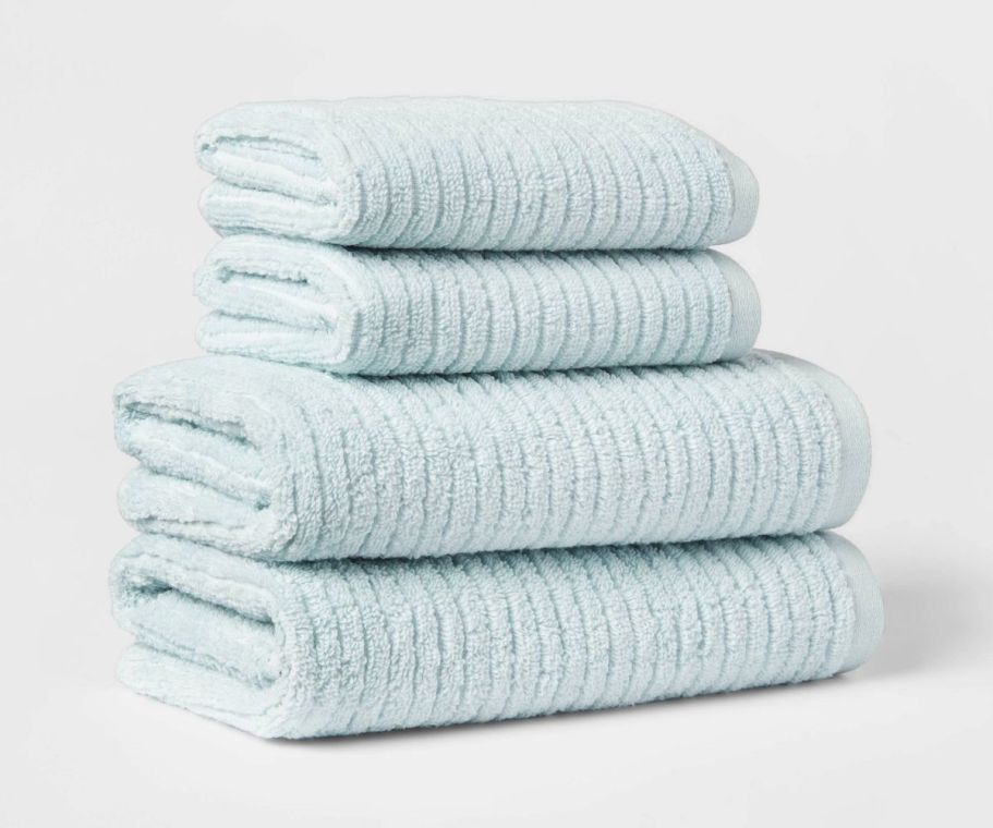 Get 40% Off Target Bath Towels | 6-Piece Sets Only $14! | Hip2Save