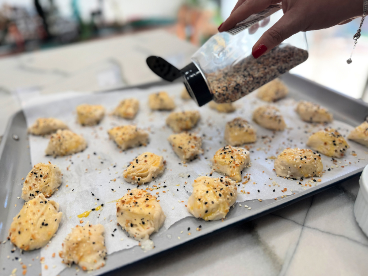 Quick & Easy Pretzel Bites Using Canned Biscuit Dough