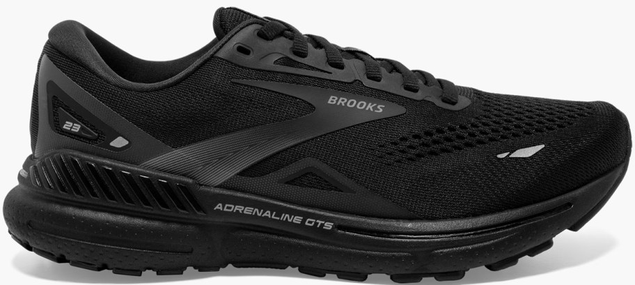 black brooks shoe