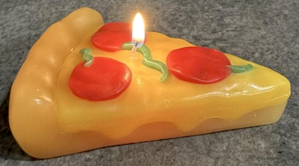 pizza candle 