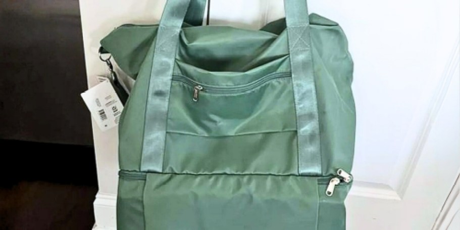 Trendy Weekender Bag Only $19.97 on Walmart.com