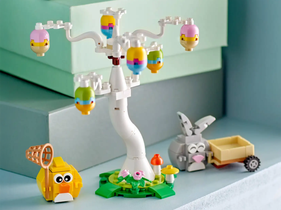 Easter Bunny and Chick Egg Hunt Lego Set