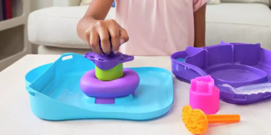 Kinetic Sand SquishMotion Playset ONLY $10 on Amazon (Regularly $20)