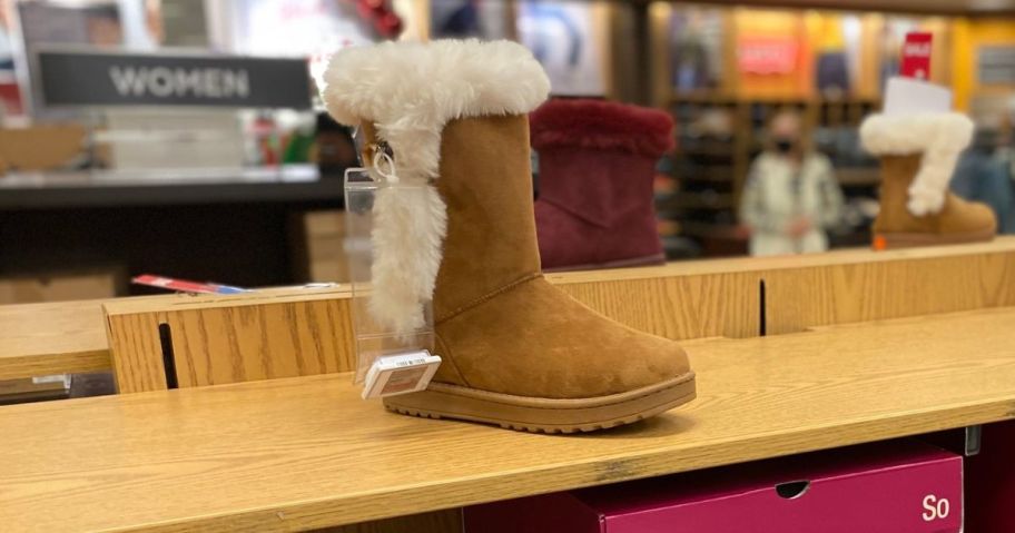 Kohl's Women's Boots with Fur