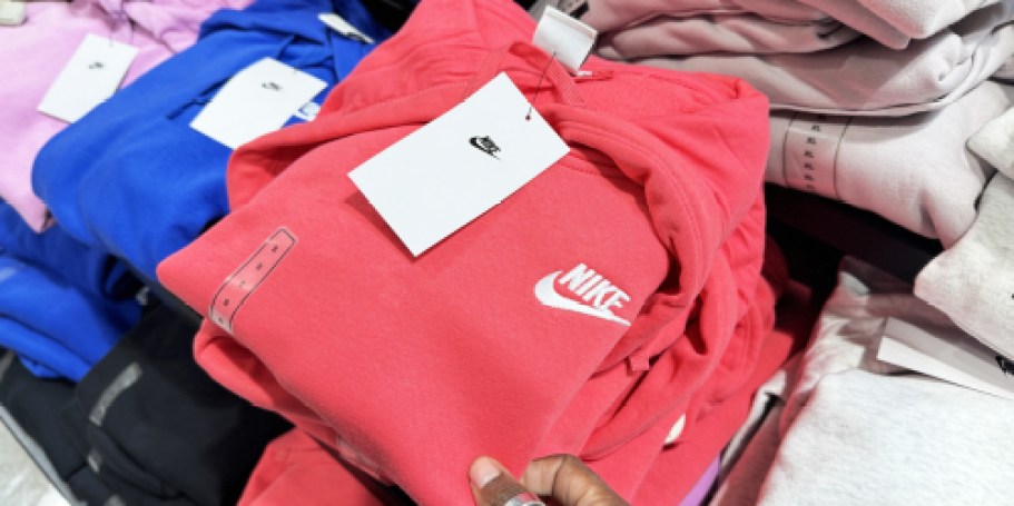 Up to 70% Off Nike Hoodies & Sweatshirts | Prices from $16.86