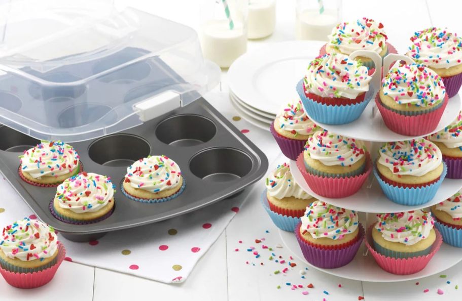 Cupcake Bake & Take Set Only $12.53 on Macy’s.com (Reg. $36)