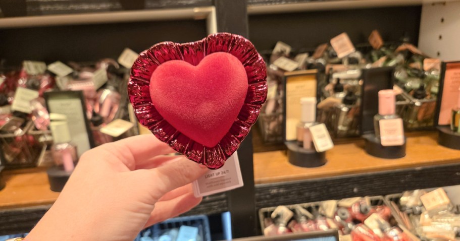 NEW Bath & Body Works Valentine’s Day Collection