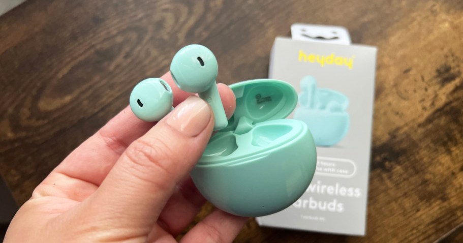 FREE Gift for Target Circle 360 Members – Choose Earbuds, Sparkling Water & More!