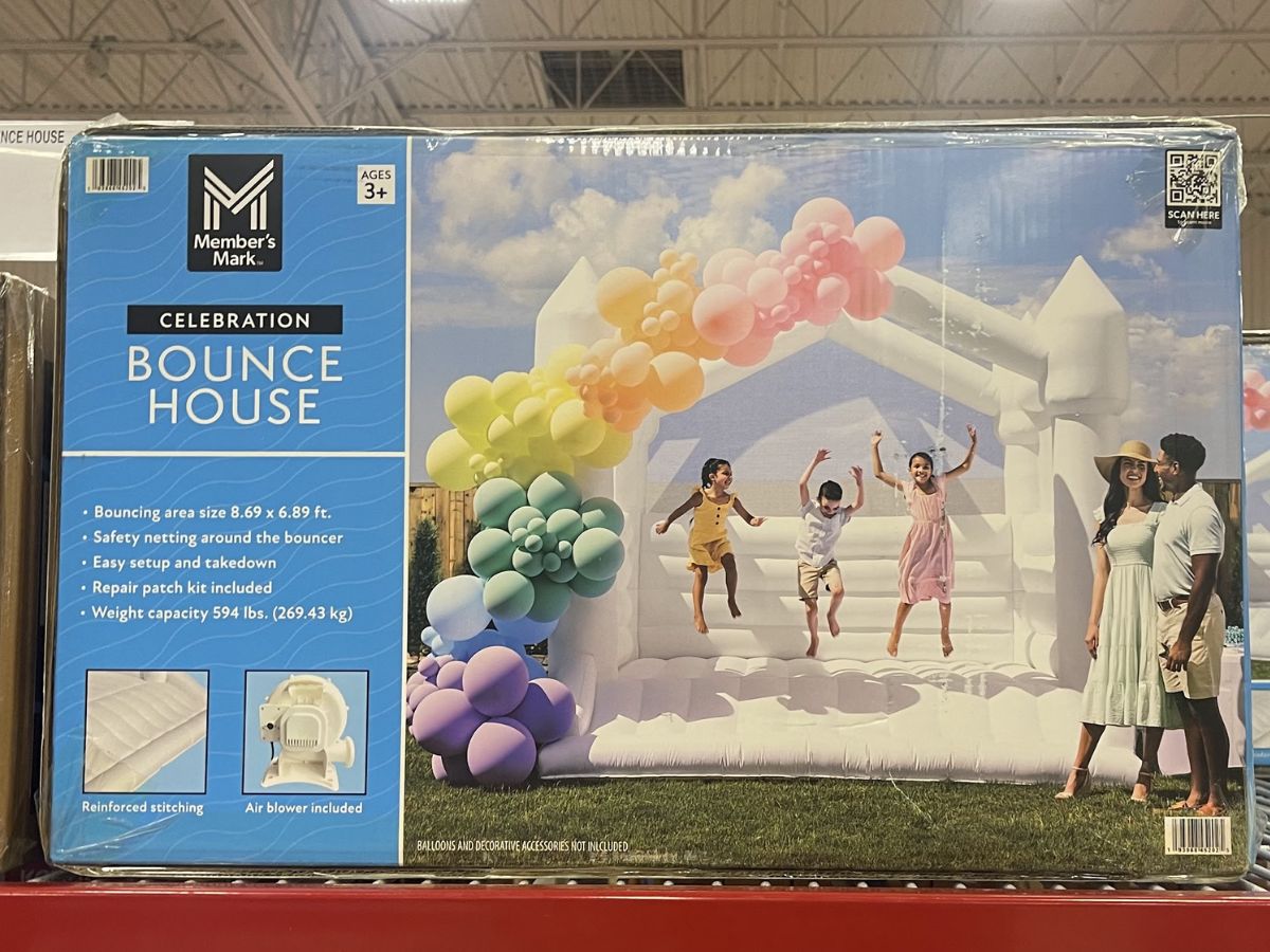 WOW! $110 Off Member’s Mark Inflatable Bounce House at Sam’s Club