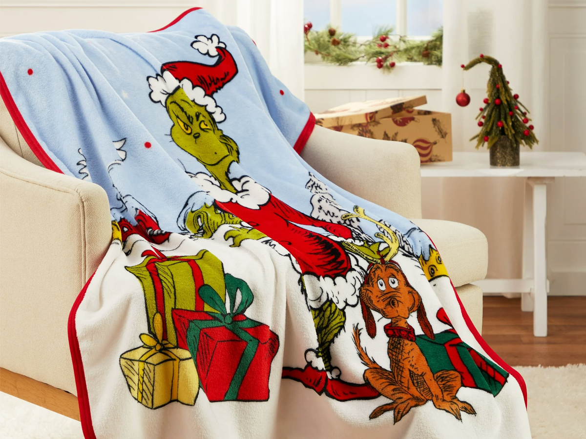 Kids Character Throw Blankets Just $9.97 on Walmart.com