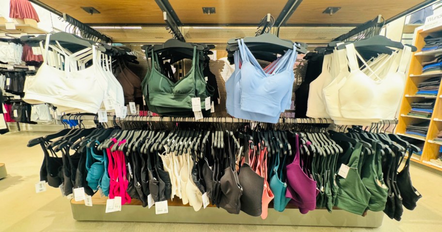 lululemon in-store display 