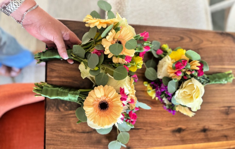 diy mini flower bouquets for homecoming or prom 